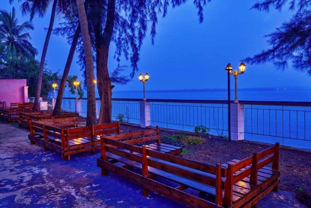 Blu Missel By The River Ribandar Exterior photo